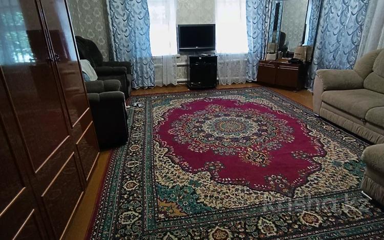 Отдельный дом · 2 комнаты · 60 м² · 5 сот., Жамбыла 1/1 за 120 000 ₸ в Уральске — фото 2