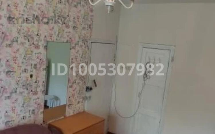 1 бөлме · 12 м², Серикбаев 1/1, бағасы: 115 000 ₸ в Усть-Каменогорске — фото 3