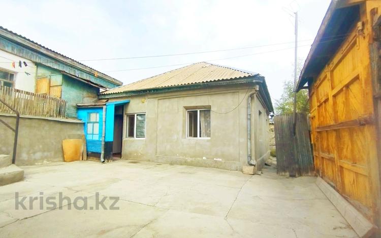 Отдельный дом · 3 комнаты · 70 м² · 6 сот., Родниковая за 11.8 млн 〒 в Таразе — фото 2