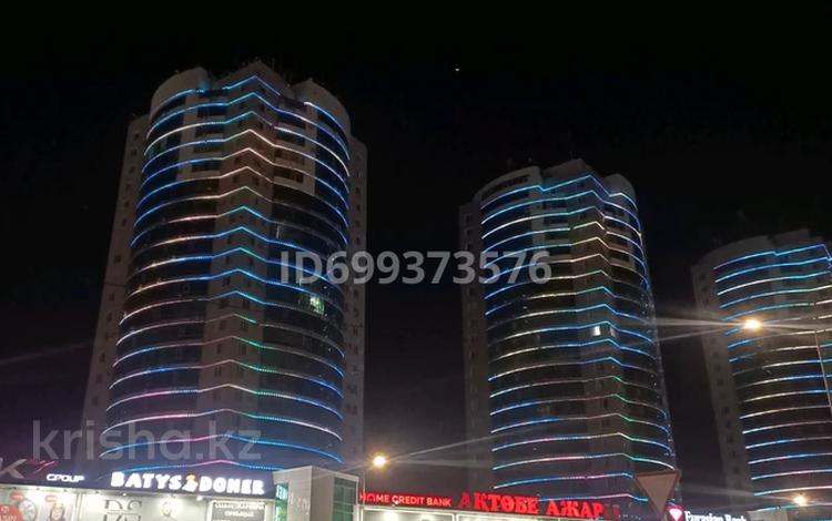 2-бөлмелі пәтер · 70 м² · 18/25 қабат, мкр 11 112, бағасы: 1 500 ₸ в Актобе — фото 5
