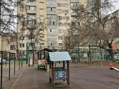 Продажа квартир в Алматы: 1-комнатная квартира · 37 м² · 5/9 этаж, мкр Жетысу-1 за 27 млн 〒 1-комнатная квартира · 37 м² · 5/9 этаж, мкр Жетысу-1 за 27 млн 〒 в Алматы, Ауэзовский р-н
