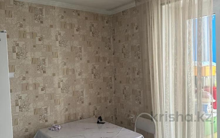 2-комнатная квартира · 42 м² · 5/5 этаж, Каратал 42 за 140 000 ₸ в Талдыкоргане — фото 2