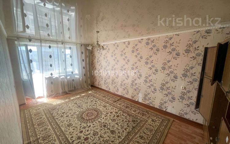 1-комнатная квартира · 40 м² · 4/6 этаж, мкр 5 83 за 100 000 ₸ в Актобе — фото 2