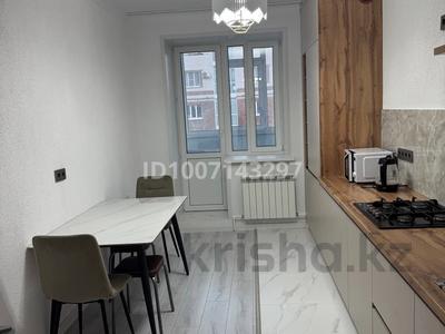 1-бөлмелі пәтер · 58 м² · 1/5 қабат, мкр. Алтын орда 11a к2, бағасы: 10 000 ₸ в Актобе