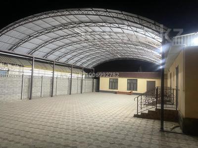 Дом · 5 комнат · 200 м², Айша биби 250 за 30 000 〒 в Таразе