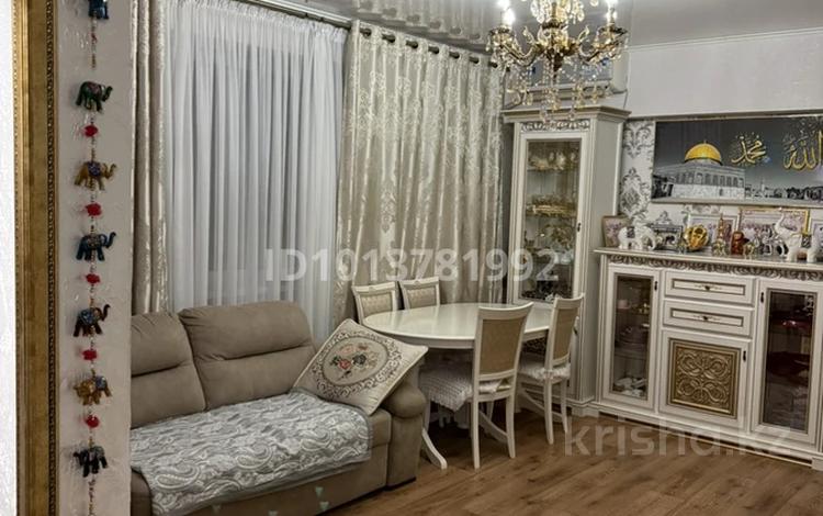 3-бөлмелі пәтер · 79 м² · 4/5 қабат, Рысбек батыра 6а, бағасы: 27 млн ₸ в Таразе — фото 2