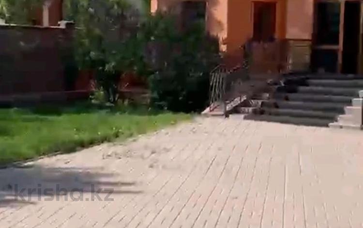 Жеке үй · 5 бөлме · 500 м² · 15 жүзд., Комсомольский ш/а., бағасы: 3 млн ₸ в Астане, Есильский р-н — фото 18
