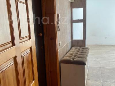 2-бөлмелі пәтер · 44 м² · 4/5 қабат, Отырар 11 — Абая, Валиханова, бағасы: 17.9 млн ₸ в Астане, р-н Байконур