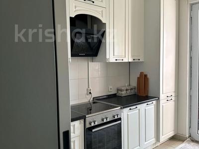 2-бөлмелі пәтер · 60 м² · 5/5 қабат, 8 мкр 14, бағасы: 150 000 ₸ в Шымкенте, Абайский р-н