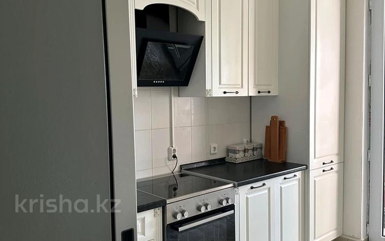 2-бөлмелі пәтер · 60 м² · 5/5 қабат, 8 мкр 14, бағасы: 150 000 ₸ в Шымкенте, Абайский р-н — фото 2