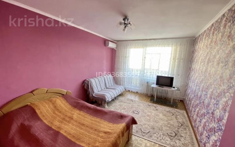 1-бөлмелі пәтер · 37 м² · 8/9 қабат, Наурыз — По Улице Наурыз, бағасы: 13 млн ₸ в Аксае — фото 2