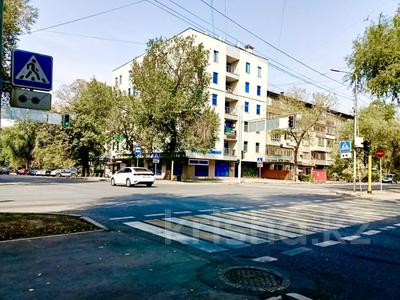 Свободное назначение, офисы, магазины и бутики, общепит, салоны красоты, бани, гостиницы и зоны отдыха, медцентры и аптеки, образование, развлечения · 308.45 м² за 235 млн 〒 в Алматы, Алмалинский р-н