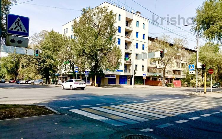 Свободное назначение, офисы, магазины и бутики, общепит, салоны красоты, бани, гостиницы и зоны отдыха, медцентры и аптеки, образование, развлечения · 308.45 м² за 235 млн 〒 в Алматы, Алмалинский р-н — фото 2