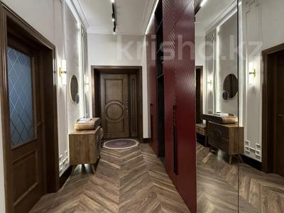 5-комнатная квартира · 230 м² · 1/10 этаж, мкр Юго-Восток, Шахтеров 31/4 за 165 млн ₸ в Караганде, Казыбек би р-н