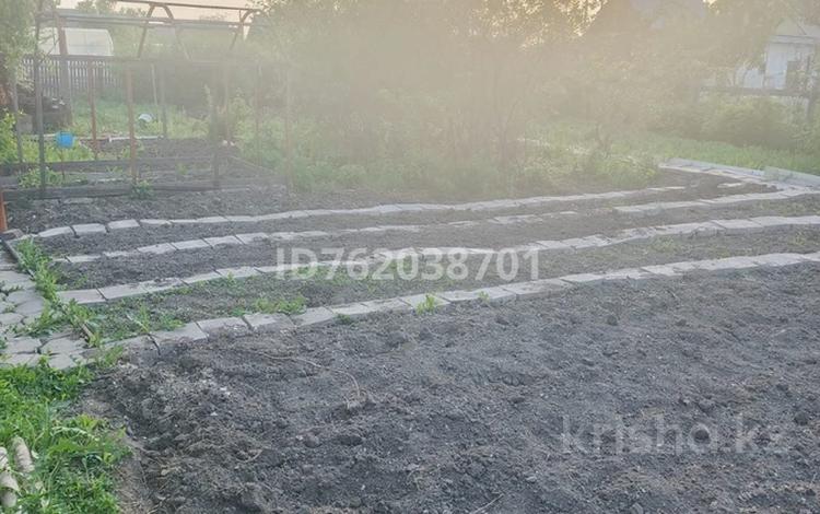 Отдельный дом · 4 комнаты · 100 м² · 6 сот., Боткина за 12 млн 〒 в Караганде, Алихана Бокейханова р-н — фото 2