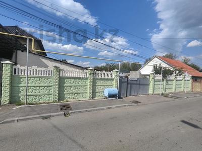 Отдельный дом · 4 комнаты · 90 м² · 6.1 сот., мкр Думан-1, 10 лет Независимости РК 13 — Хан тэнгри - 10 лет Независимости РК за 80 млн ₸ в Алматы, Медеуский р-н