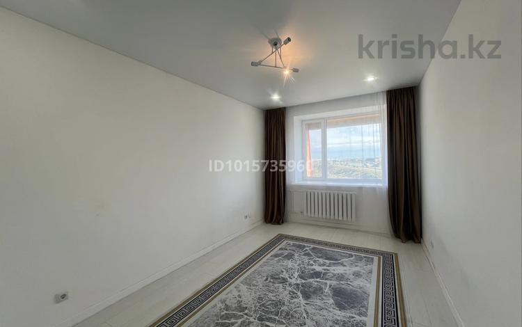 2-комнатная квартира · 57 м² · 10/10 этаж, Тулебаева 25 за 34.5 млн ₸ в Астане, Сарайшык р-н — фото 2