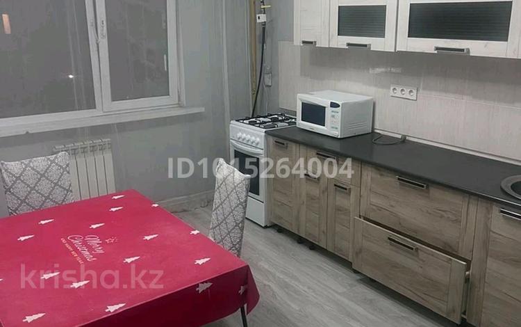 3-бөлмелі пәтер · 92 м² · 3/10 қабат, Шұғыла ш/а., Жунисова 8/1, бағасы: 44 млн ₸ в Алматы, Наурызбайский р-н — фото 2