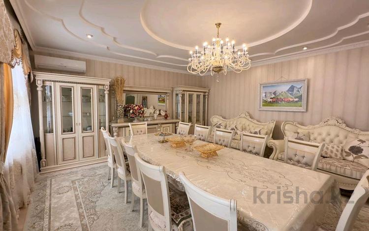 Отдельный дом · 7 комнат · 300 м² · 8 сот., Акжазык 43 за 90 млн 〒 в Талдыкоргане — фото 2