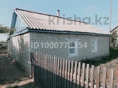 Продажа домов и дачи в Костанайской обл.: Отдельный дом · 3 комнаты · 50 м² · 13 сот., Тобольская 27 за 6 млн 〒 Отдельный дом · 3 комнаты · 50 м² · 13 сот., Тобольская 27 за 6 млн 〒 в Лисаковске