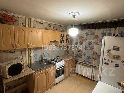 3-комнатная квартира · 59.3 м² · 1/5 этаж, Ауэзова 38 — Центральный рынок, дом где магазин Элегия и 555 за 11.5 млн ₸ в Текели