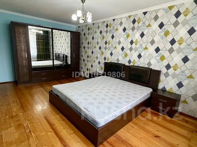 4-комнатная квартира · 120 м² · 1/5 этаж, Шамина 1 — Ауэзова за 350 000 〒 в Атырау