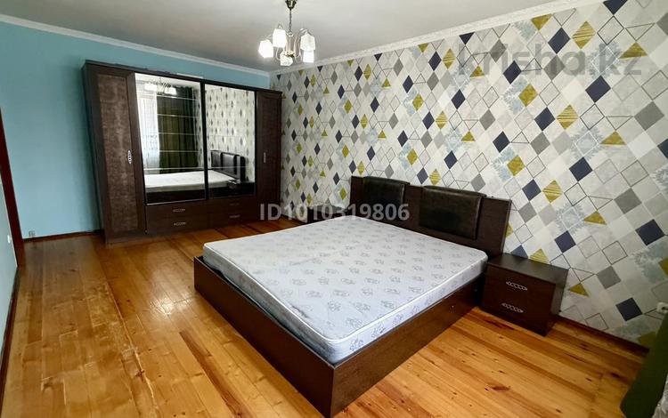 4-комнатная квартира · 120 м² · 1/5 этаж, Шамина 1 — Ауэзова за 350 000 〒 в Атырау — фото 2