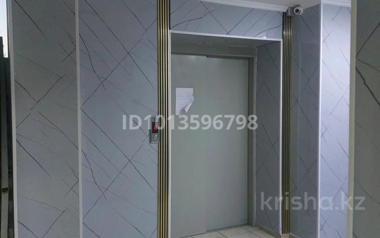 2-бөлмелі пәтер · 59.8 м² · 8/9 қабат, кенен Азербаев 14, бағасы: 30 млн ₸ в Астане, Сарайшык р-н — фото 2