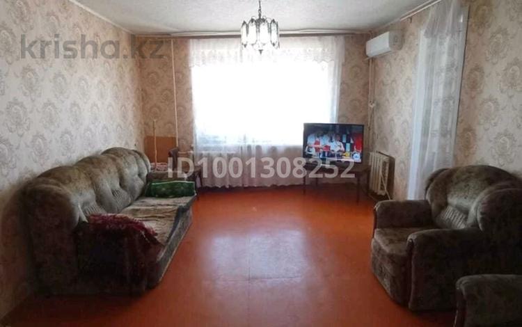 3-бөлмелі пәтер · 60 м² · 5/9 қабат, Курмангазы 173 — Между р-н магазина Урал, Дом быта , бағасы: 16.7 млн ₸ в Уральске, мкр Школьник — фото 18
