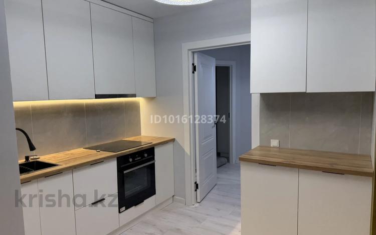 2-комнатная квартира · 55 м² · 6/8 этаж, мкр Нуркент за 300 000 ₸ в Алматы, Алатауский р-н — фото 2