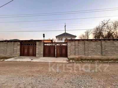 Жеке үй · 8 бөлме · 240 м² · 8.5 сот., Бақ аралы Уч 2 — Мешіттің жанында, бағасы: 50 млн ₸ в Мерей (Селекция)