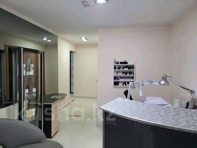 Офисы, магазины и бутики, салоны красоты · 65 м² за 33 млн 〒 в Петропавловске
