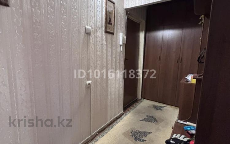 2-бөлмелі пәтер · 42 м² · 2/4 қабат, Көктем-1 ш/а. 10, бағасы: 31.5 млн ₸ в Алматы, Бостандыкский р-н — фото 2