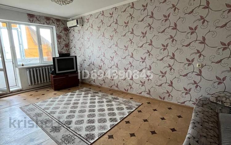 2-комнатная квартира · 50 м² · 5/5 этаж, мкр 11 36 за 130 000 ₸ в Актобе — фото 2