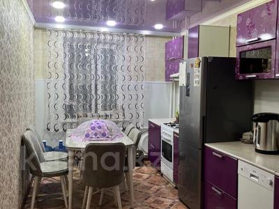 Пәтерлер в Актюбинской обл.: 3-бөлмелі пәтер · 90 м² · 6/10 қабат, мкр. Алтын орда, ораза татеулы, бағасы: 28.6 млн 〒 3-бөлмелі пәтер · 90 м² · 6/10 қабат, мкр. Алтын орда, ораза татеулы, бағасы: 28.6 млн 〒 в Актобе