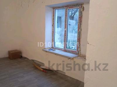 2-бөлмелі пәтер · 32 м² · 1/3 қабат, Сейфуллина 15, бағасы: 8.5 млн ₸ в Шалкар