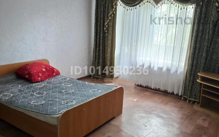 1-бөлмелі пәтер · 38 м² · 3/5 қабат, 4 мкр 43, бағасы: 15 млн ₸ в Конаеве — фото 2