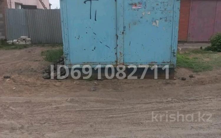 Гараж · 10 м² · Казыбек би 2 — За ТД Магнум и Смолл, бағасы: 700 000 ₸ в Косшы — фото 6