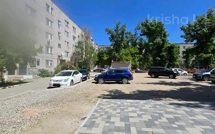 3-комнатная квартира · 60 м² · 4/5 этаж, Победы за 30 млн ₸ в Семее — фото 2