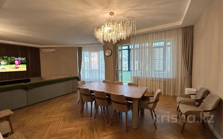 5-комнатная квартира · 204.6 м² · 7/9 этаж, мкр Самал-2, Фурманова 63 — Аль-Фараби - Назарбаева за 260 млн ₸ в Алматы, Медеуский р-н — фото 25