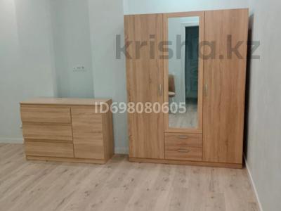 2-бөлмелі пәтер, 71 м², 3/9 қабат ай сайын, Бектурова 1a — Достык, бағасы: 300 000 〒 в Астане, Нура р-н