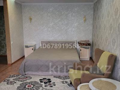 1-бөлмелі пәтер · 36 м² · 3/5 қабат, Байтурсынова 46 — Утепбаева 50, бағасы: 13 000 ₸ в Семее