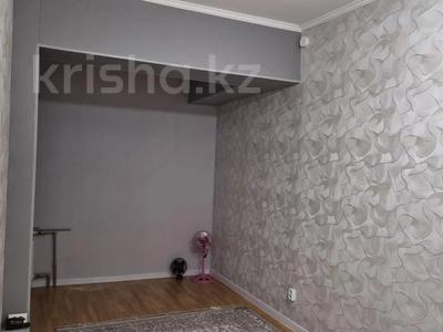 1-бөлмелі пәтер · 35 м² · 9/10 қабат, Ақсай-3А ш/а., бағасы: 23 млн ₸ в Алматы, Ауэзовский р-н