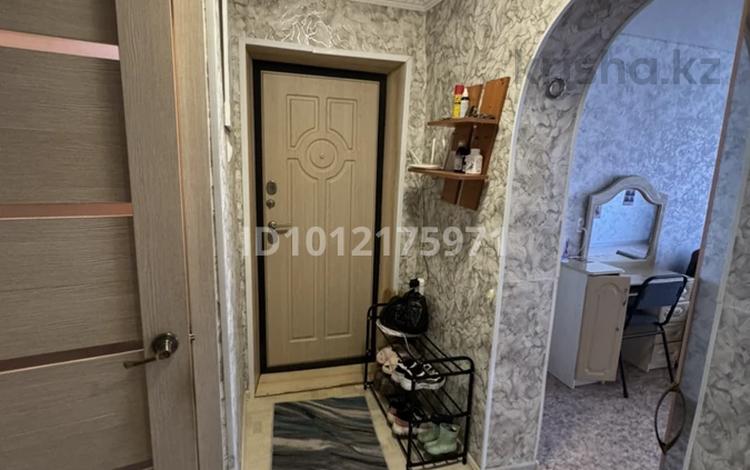 3-бөлмелі пәтер · 61.3 м² · 1/5 қабат, 2мкр 70б, бағасы: 6.2 млн ₸ в Качаре — фото 2