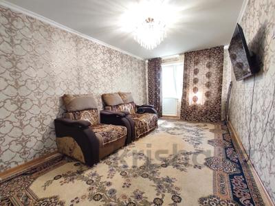 3-комнатная квартира · 63 м² · 2/5 этаж, Беркимбаева 186 за 14.8 млн 〒 в Экибастузе