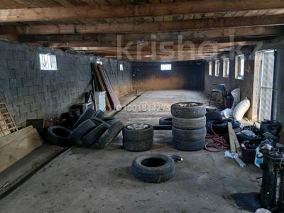 Отдельный дом · 5 комнат · 100 м² · 10 сот., Молдагулова 4 — Жаханова за 37 млн 〒 в 