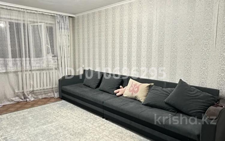 2-комнатная квартира · 42.4 м² · 1/5 этаж, мкр Юго-Восток, Дюсембекова 37 за 200 000 ₸ в Караганде, Казыбек би р-н — фото 2