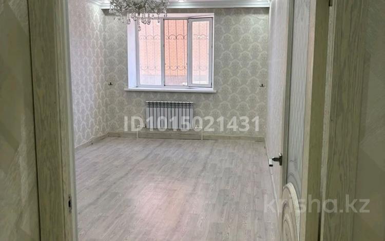 1-комнатная квартира · 67 м² · 1/7 этаж, мкр. Алтын орда 49Д за 23.7 млн ₸ в Актобе — фото 2