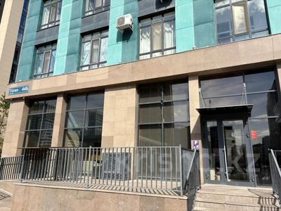 Свободное назначение, офисы, магазины и бутики, общепит, салоны красоты, фитнес и спорт, медцентры и аптеки, образование, развлечения, кабинеты и рабочие места, студии · 180 м² за 2.4 млн 〒 в Астане, Нура р-н
