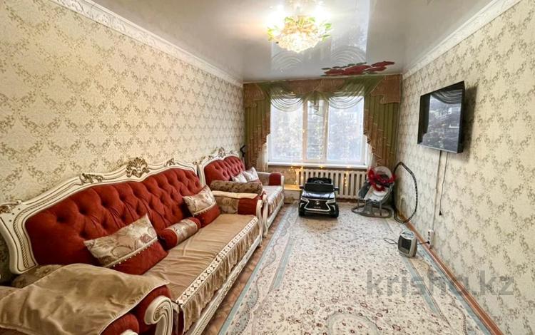 4-комнатная квартира · 74.5 м² · 3/5 этаж, Самал за 31.5 млн 〒 в Талдыкоргане — фото 2